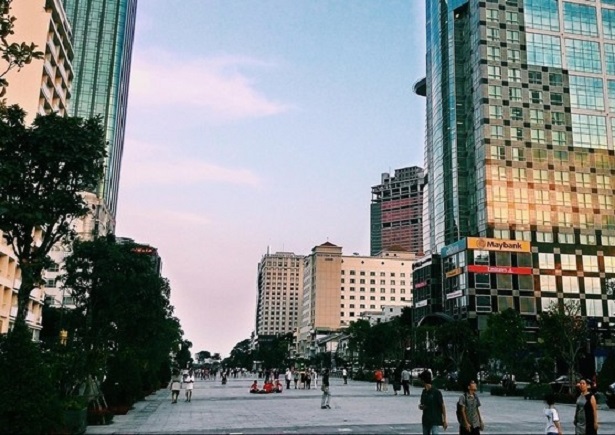 Phát triển kinh tế đô thị với quy hoạch đô thị - Kinh nghiệm từ TP Hồ Chí Minh